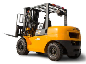 Bàn giao xe nâng JAC 3.5 tấn cho khách hàng Thái Bình